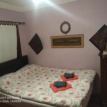 Sirince Gargamel'in Evi