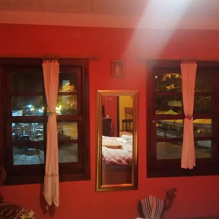 Sirince Gargamel'in Evi Проживание в семье Сельчук